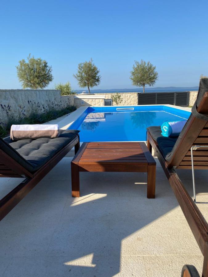 Holiday House Laura Vir Ngoại thất bức ảnh